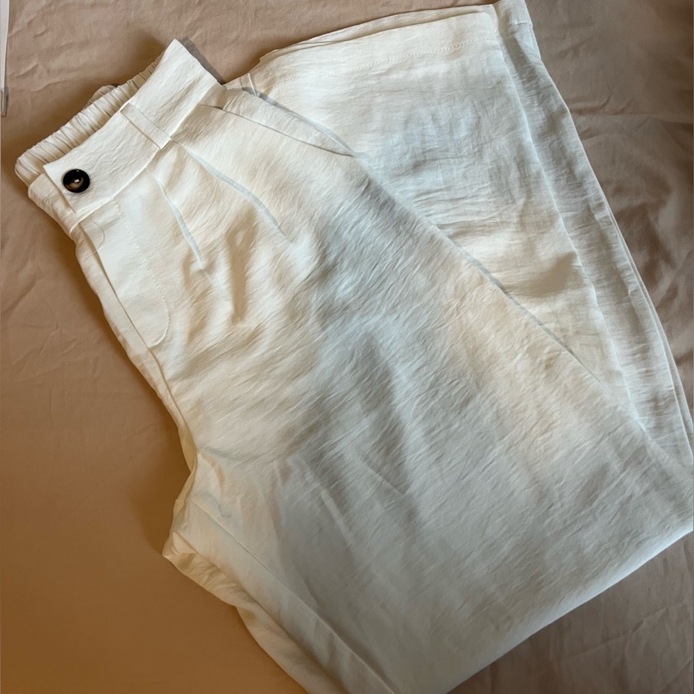 Monteau white trousers